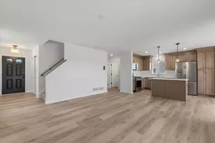 619 Belmont Dr, Watertown, WI 53094 - Photo 11