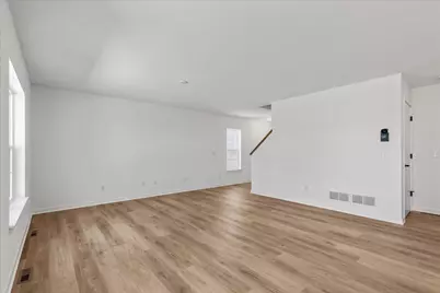 613  Belmont Dr, Watertown, WI 53094 - Photo 9
