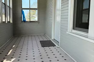 922 Hamilton St, Racine, WI 53403 - Photo 3