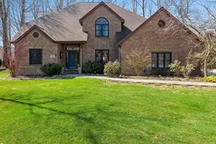 509 Wild Oak Dr, Manitowoc, WI 54220 - Photo 1