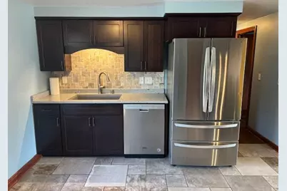 1631  Galax Dr, Manitowoc, WI 54220 - Photo 5