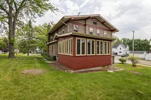 916 Whitewater Ave, Fort Atkinson, WI 53538 - Photo 9