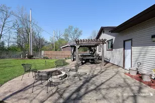 26505 104th St, Salem Lakes, WI 53179 - Photo 17