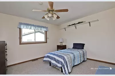 26505  104th St, Salem Lakes, WI 53179 - Photo 9