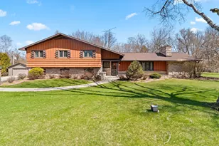 810 Shoto Rd, Two Rivers, WI 54241 - Photo 3