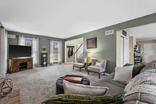 3540 S McIntosh Ln, New Berlin, WI 53151 - Photo 15