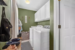 3540 S McIntosh Ln, New Berlin, WI 53151 - Photo 17