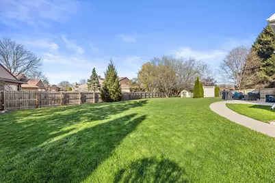 3540 S McIntosh Ln, New Berlin, WI 53151 - Photo 57