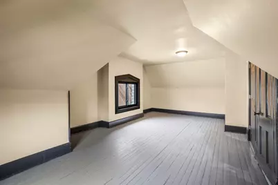 3247 N Marietta Ave, Milwaukee, WI 53211 - Photo 35