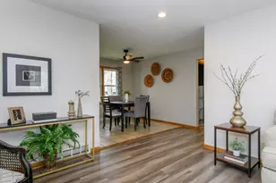 264 Vine St, West Bend, WI 53095 - Photo 5
