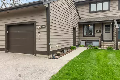 128  Glenview Ct, Janesville, WI 53548 - Photo 1