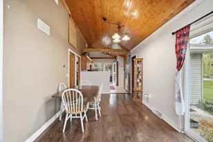 33015 Bohner Dr, Burlington, WI 53105 - Photo 7