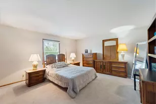 9445 N Fairway Dr, Bayside, WI 53217 - Photo 13