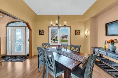 5915  Sunshine Ln, Racine, WI 53402 - Photo 7
