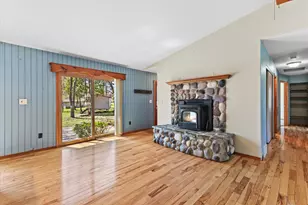 287 Wilson Ave, Dousman, WI 53118 - Photo 7