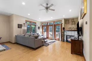 503 Garden Prairie Dr, Waukesha, WI 53186 - Photo 11