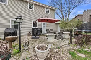 3710 S Pleasant View Dr, New Berlin, WI 53151 - Photo 37