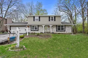 3710 S Pleasant View Dr, New Berlin, WI 53151 - Photo 33