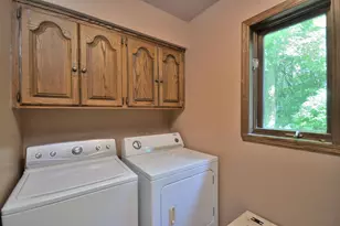3076 Red Fox Cir, Richfield, WI 53017 - Photo 27