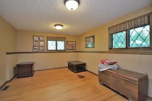 3076 Red Fox Cir, Richfield, WI 53017 - Photo 13