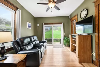 589 W Chestnut St, Burlington, WI 53105 - Photo 19