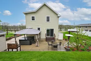 589 W Chestnut St, Burlington, WI 53105 - Photo 29