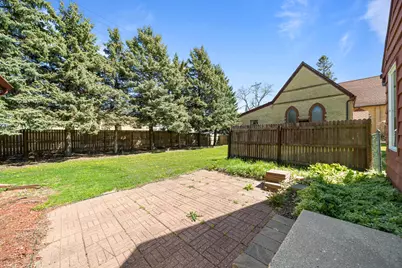 11 S Church St, Elkhorn, WI 53121 - Photo 29