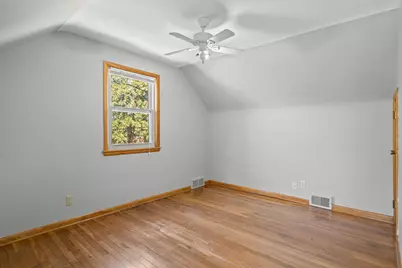 11 S Church St, Elkhorn, WI 53121 - Photo 21