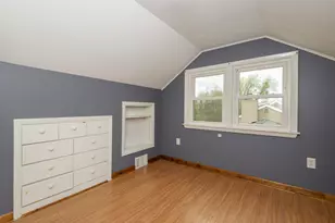 W271N2563 Pear Tree Ln, Pewaukee, WI 53072 - Photo 17