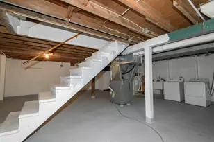 W271N2563 Pear Tree Ln, Pewaukee, WI 53072 - Photo 39