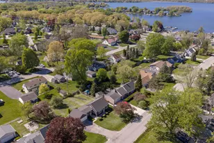 W271N2563 Pear Tree Ln, Pewaukee, WI 53072 - Photo 53