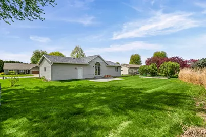 3003  Pleasant Dr, Holmen, WI 54636 - Photo 29