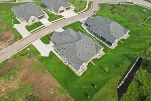 2119 Bluestem Dr, Waukesha, WI 53188 - Photo 25