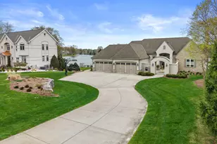 W356N5136 Lakeshore Dr, Oconomowoc, WI 53066 - Photo 49