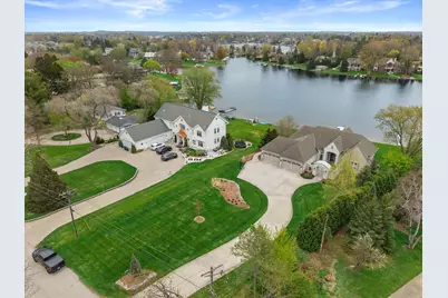 W356N5136  Lakeshore Dr, Oconomowoc, WI 53066 - Photo 51