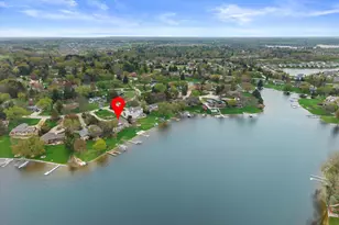 W356N5136 Lakeshore Dr, Oconomowoc, WI 53066 - Photo 5