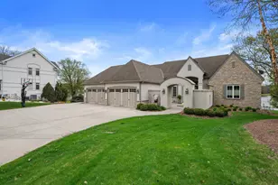 W356N5136 Lakeshore Dr, Oconomowoc, WI 53066 - Photo 63
