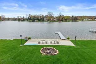 W356N5136 Lakeshore Dr, Oconomowoc, WI 53066 - Photo 5