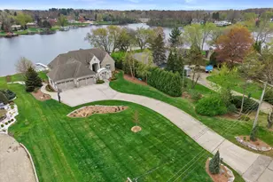 W356N5136 Lakeshore Dr, Oconomowoc, WI 53066 - Photo 49