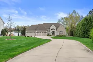 W356N5136 Lakeshore Dr, Oconomowoc, WI 53066 - Photo 55