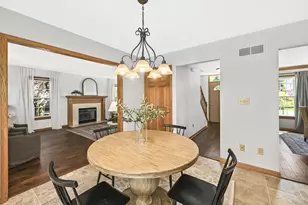 150 W Fairfield Ct, Oak Creek, WI 53154 - Photo 11