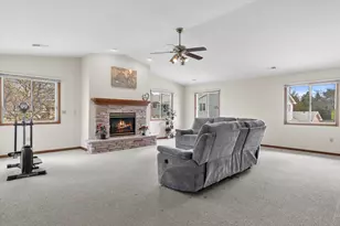 1117 N Sunnyslope Dr, Racine, WI 53406 - Photo 33