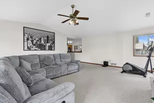 1117 N Sunnyslope Dr, Racine, WI 53406 - Photo 35