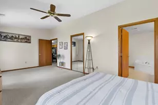 1117 N Sunnyslope Dr, Racine, WI 53406 - Photo 25