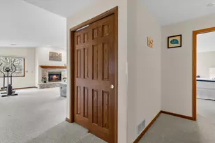 1117 N Sunnyslope Dr, Racine, WI 53406 - Photo 31