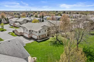 1117 N Sunnyslope Dr, Racine, WI 53406 - Photo 3