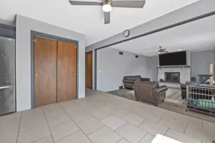 18775 W Observatory Rd, New Berlin, WI 53146 - Photo 7
