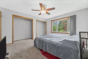 18775 W Observatory Rd, New Berlin, WI 53146 - Photo 17