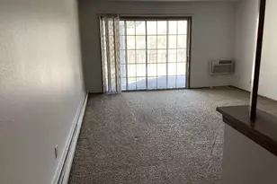 209 Williamsburg Dr, Thiensville, WI 53092 - Photo 5