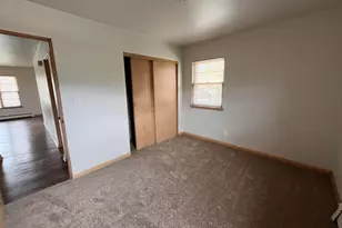 5500 S Trinthammer Ave, Cudahy, WI 53110 - Photo 5